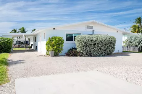 Exterior - 261 9th St #KEY colony, Key Colony Beach, FL 33051 photo 11 of 13