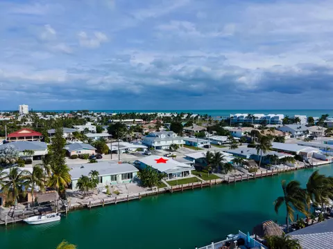 View/Area - 261 9th St #KEY colony, Key Colony Beach, FL 33051 photo 2 of 12