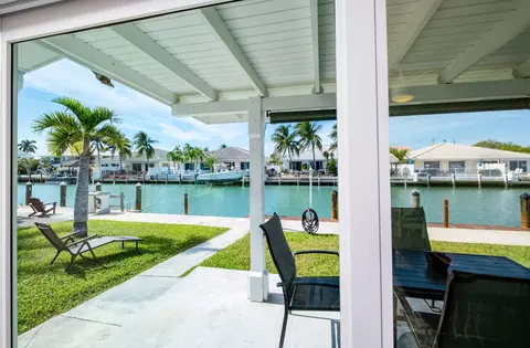 Exterior - 261 9th St #KEY colony, Key Colony Beach, FL 33051 photo 6 of 13