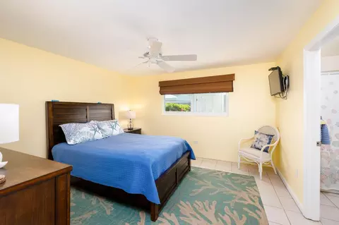 Bedroom - 261 9th St #KEY colony, Key Colony Beach, FL 33051 photo 2 of 5