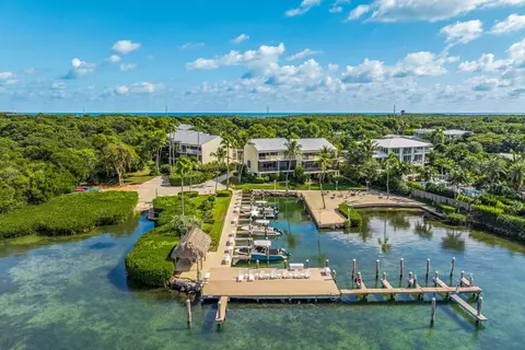 94220 Overseas Hwy #9C AND 28' BOAT, Tavernier, FL 33070