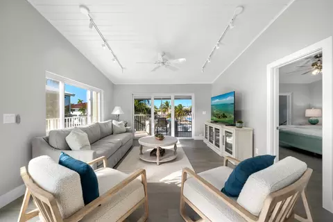 641 9th St #KEY colony, Key Colony Beach, FL 33051 photo 3