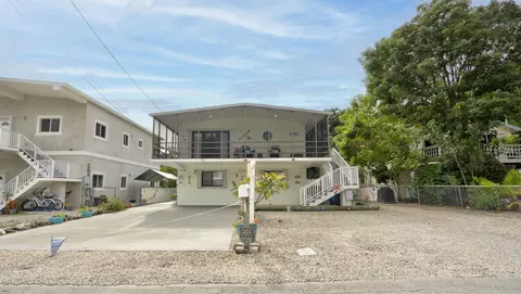 137 Pacific Ave, Tavernier, FL 33070