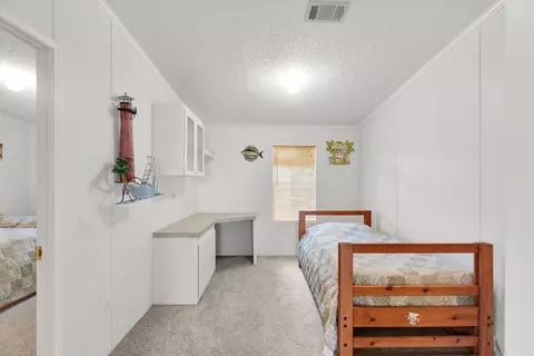 Bedroom - 222 Cuba Rd, Tavernier, FL 33070 photo 1 of 10
