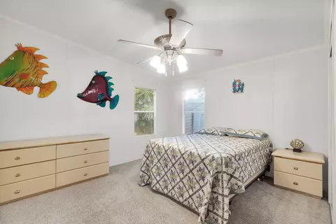 Bedroom - 222 Cuba Rd, Tavernier, FL 33070 photo 8 of 10