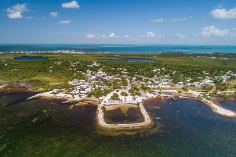 View/Area - 222 Cuba Rd, Tavernier, FL 33070 photo 3 of 3
