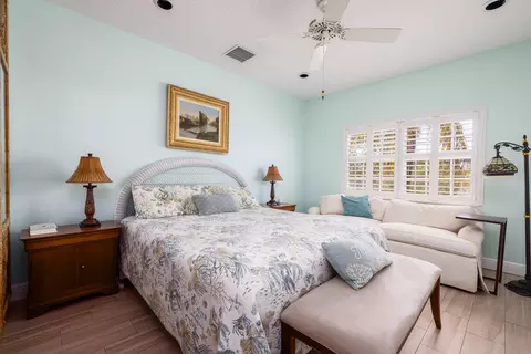 Bedroom - 112 Leoni Dr, Islamorada, FL 33036 photo 2 of 6