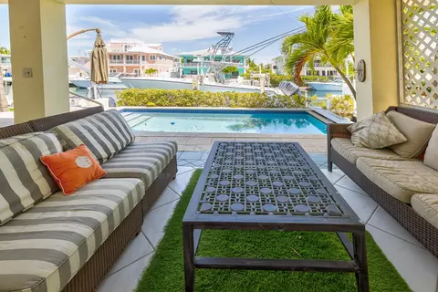Exterior - 112 Leoni Dr, Islamorada, FL 33036 photo 12 of 25