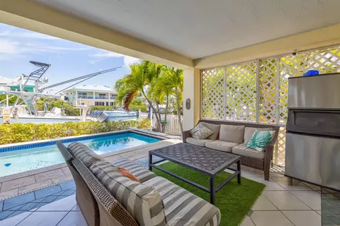 Exterior - 112 Leoni Dr, Islamorada, FL 33036 photo 11 of 25