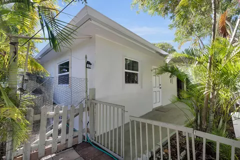 30920 Baileys Ln, Big Pine Key, FL 33043