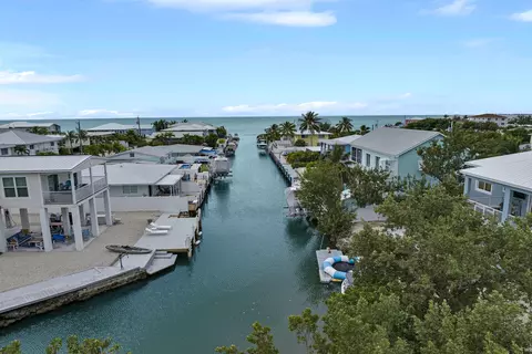 View/Area - 427 89th Street Ocean Street Ocean, Marathon, FL 33050 photo 5 of 7