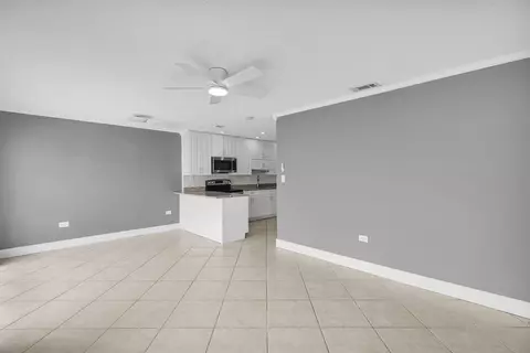 Living - 427 89th Street Ocean Street Ocean, Marathon, FL 33050 photo 4 of 7