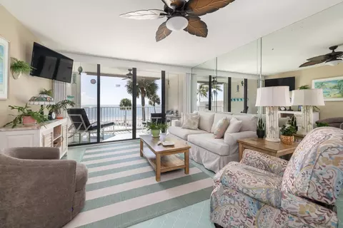 Living - 133 Coco Plum Dr #35, Marathon, FL 33050 photo 3 of 3