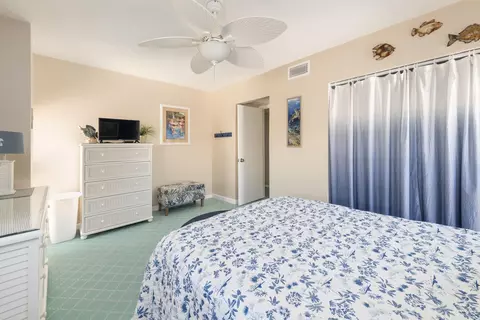 Bedroom - 133 Coco Plum Dr #35, Marathon, FL 33050 photo 3 of 3