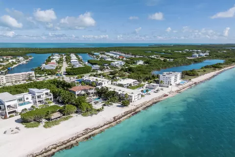 View/Area - 133 Coco Plum Dr #35, Marathon, FL 33050 photo 10 of 11
