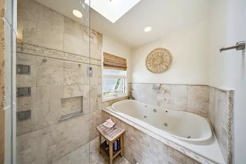 Bath - 16640 Cypress Rd, Sugarloaf Key, FL 33042 photo 2 of 6