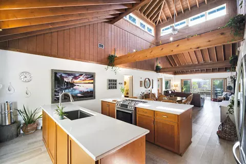 Kitchen - 16640 Cypress Rd, Sugarloaf Key, FL 33042 photo 2 of 7
