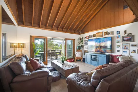 Living - 16640 Cypress Rd, Sugarloaf Key, FL 33042 photo 2 of 4