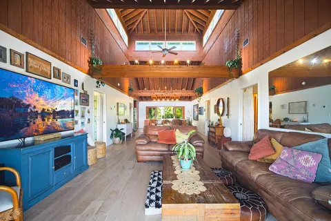 Living - 16640 Cypress Rd, Sugarloaf Key, FL 33042 photo 3 of 4