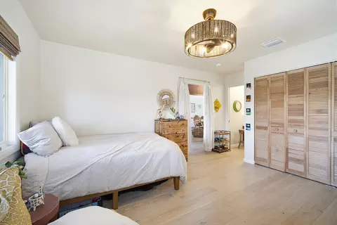 Bedroom - 16640 Cypress Rd, Sugarloaf Key, FL 33042 photo 6 of 9