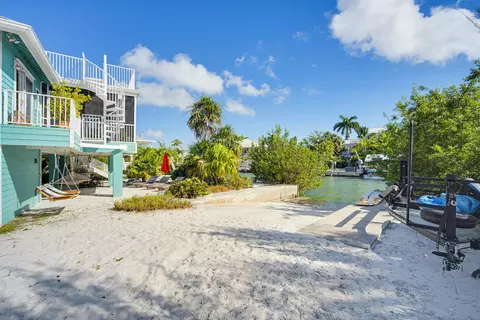 Exterior - 16640 Cypress Rd, Sugarloaf Key, FL 33042 photo 7 of 27