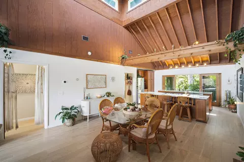 Dining - 16640 Cypress Rd, Sugarloaf Key, FL 33042 photo 4 of 5