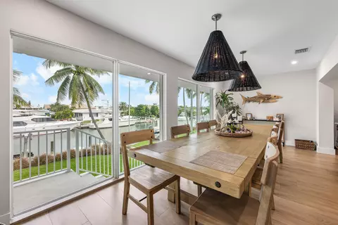 360 12th St, Marathon, FL 33050