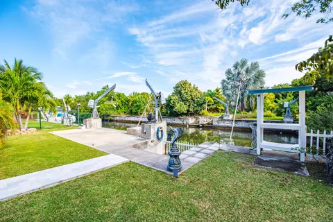 421 Ixora Dr, Big Pine Key, FL 33043 photo 29