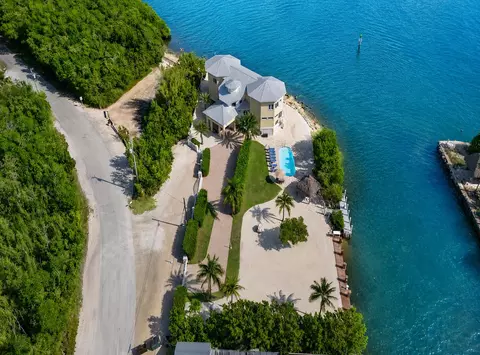 57 Garden Cove Dr, Key Largo, FL 33037
