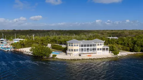 57 Garden Cove Dr, Key Largo, FL 33037