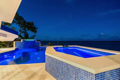 Exterior - 180 Pompano Dr, Key Largo, FL 33037 photo 8 of 14