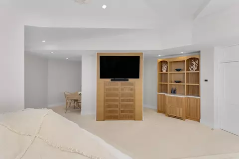 Bedroom - 180 Pompano Dr, Key Largo, FL 33037 photo 4 of 9