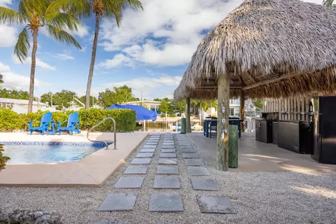 Exterior - 2266 Dolphin Dr, Marathon, FL 33050 photo 15 of 17