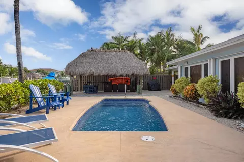 Exterior - 2266 Dolphin Dr, Marathon, FL 33050 photo 9 of 17
