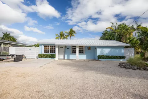 Exterior - 2266 Dolphin Dr, Marathon, FL 33050 photo 17 of 17