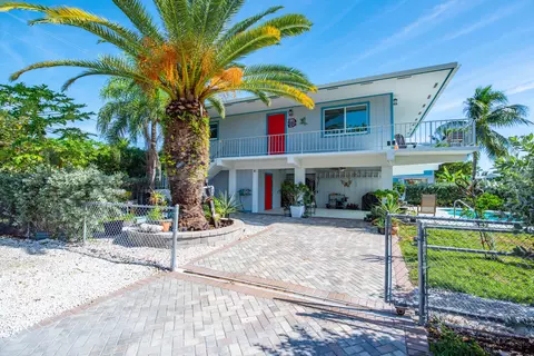 151 Cutthroat Dr, Cudjoe Key, FL 33042