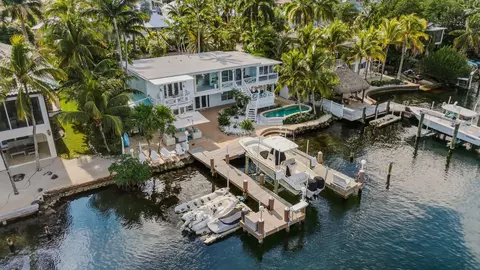 16 North Dr, Key Largo, FL 33037