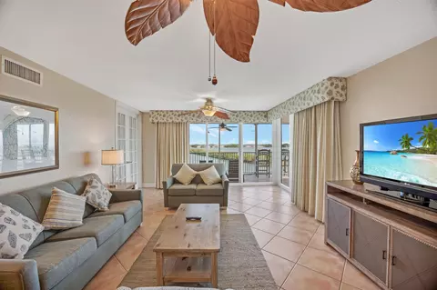 4303 Marina Villas Dr, Marathon, FL 33050