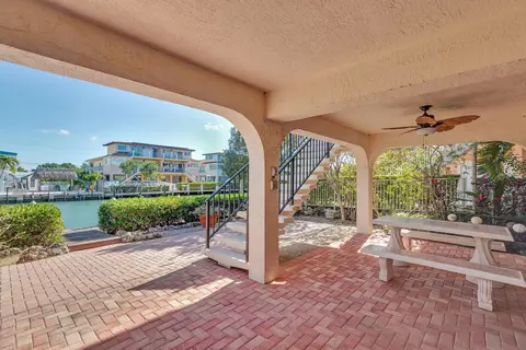Exterior - 580 9th St #KEY colony, Key Colony Beach, FL 33051 photo 2 of 11