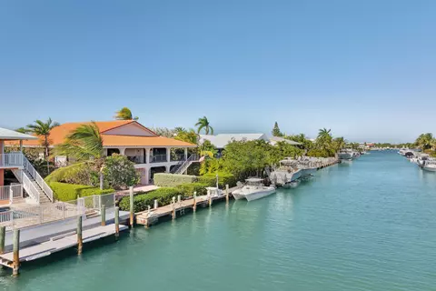 View/Area - 580 9th St #KEY colony, Key Colony Beach, FL 33051 photo 3 of 9