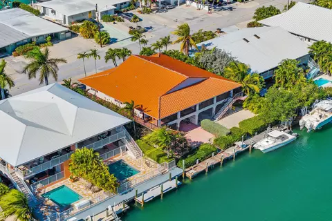 View/Area - 580 9th St #KEY colony, Key Colony Beach, FL 33051 photo 5 of 9