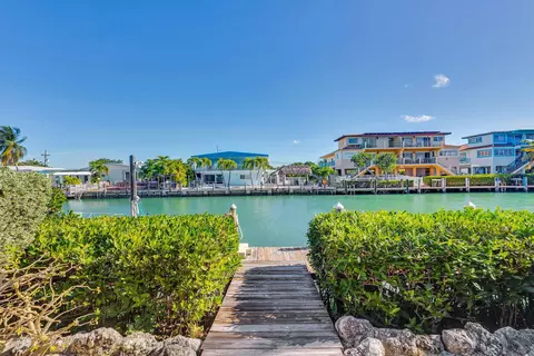 Exterior - 580 9th St #KEY colony, Key Colony Beach, FL 33051 photo 7 of 11