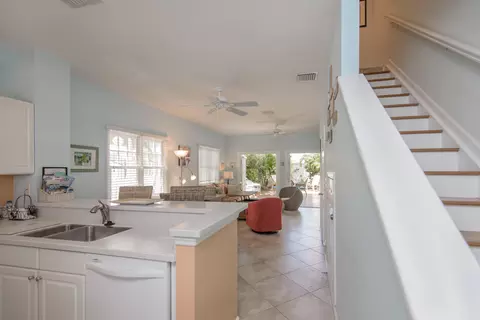 208 Fleming St, Key West, FL 33040 photo 3