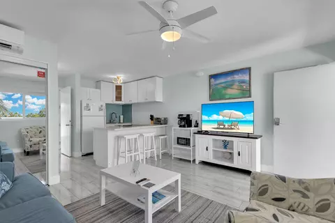 21 Sombrero Blvd #407, Marathon, FL 33050