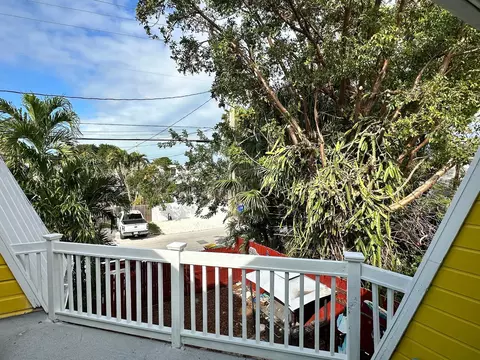 Exterior - 3210 Eagle Ave, Key West, FL 33040 photo 10 of 16