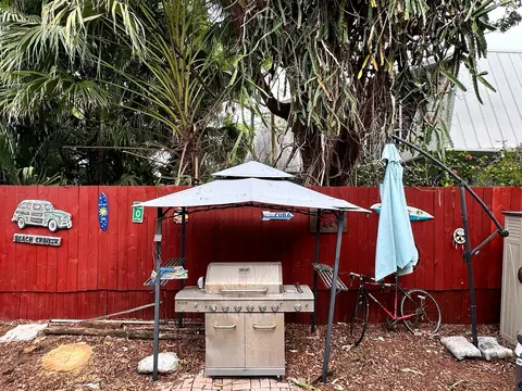 Exterior - 3210 Eagle Ave, Key West, FL 33040 photo 9 of 16