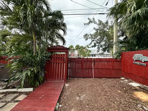 Exterior - 3210 Eagle Ave, Key West, FL 33040 photo 11 of 16