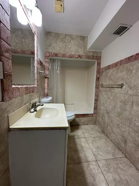 Bath - 3210 Eagle Ave, Key West, FL 33040 photo 7 of 7