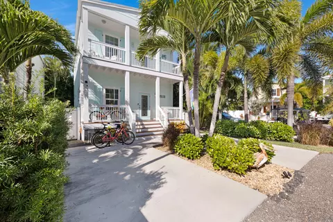1313 Atlantic Dr, Key West, FL 33040