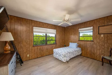 Bedroom - 3856 Donna Rd, Big Pine Key, FL 33043 photo 1 of 4